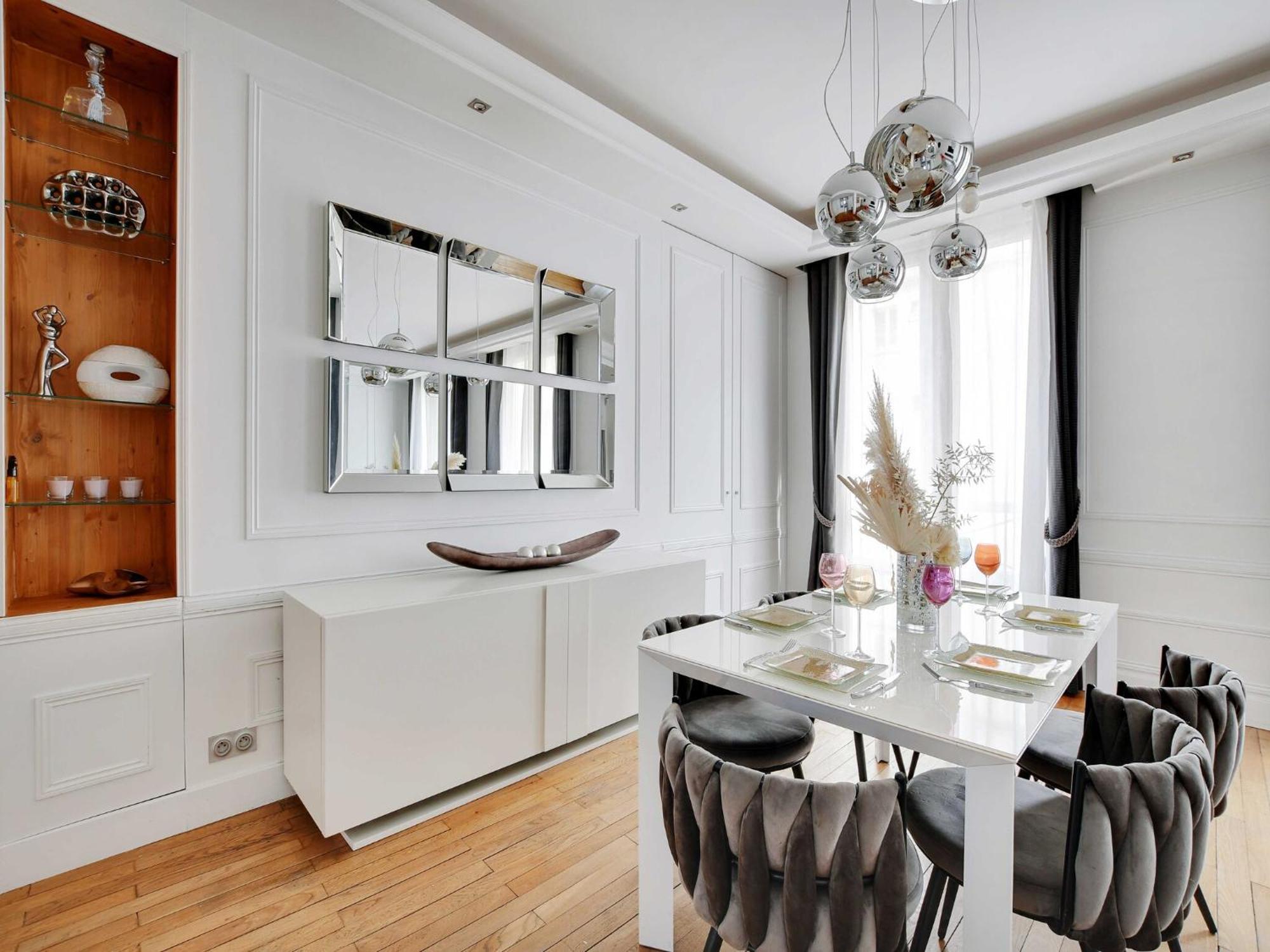 Sophisticated Appt 4 Bdr 8p - 17e Porte D'asnieres * Parijs