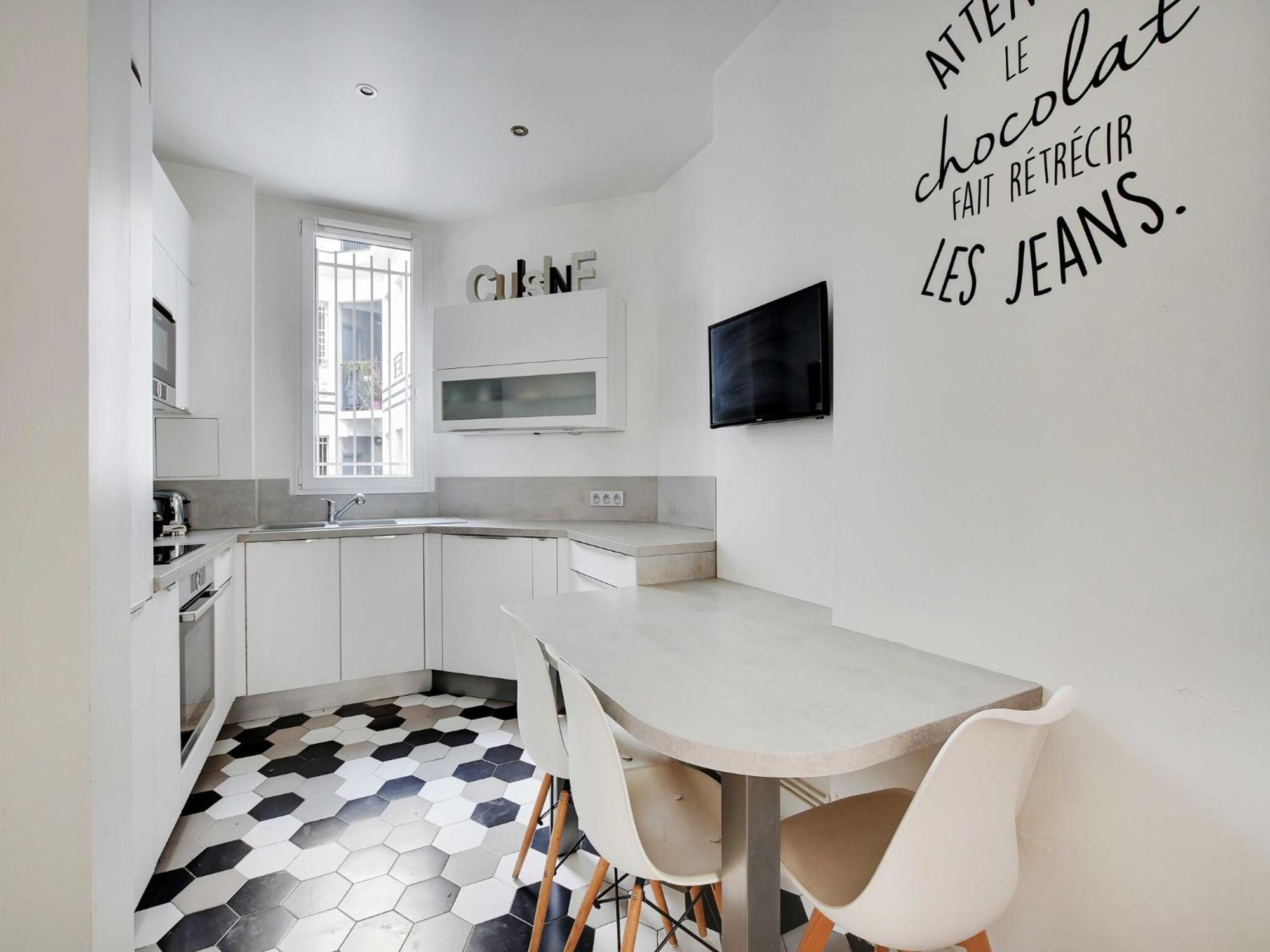 Sophisticated Appt 4 Bdr 8p - 17e Porte D'asnieres Appartement Parijs